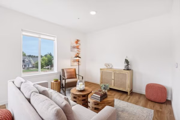 Maple Apartments - Image 4