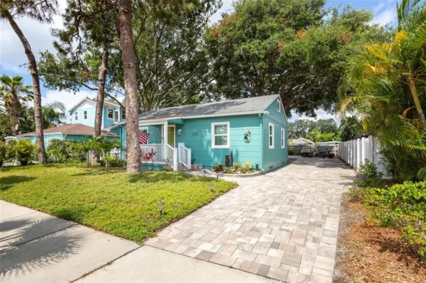 Bungalow, Coastal