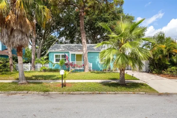 Bungalow, Coastal - Image 3