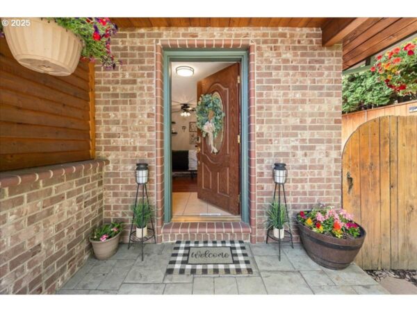 One-Level Home - Image 2