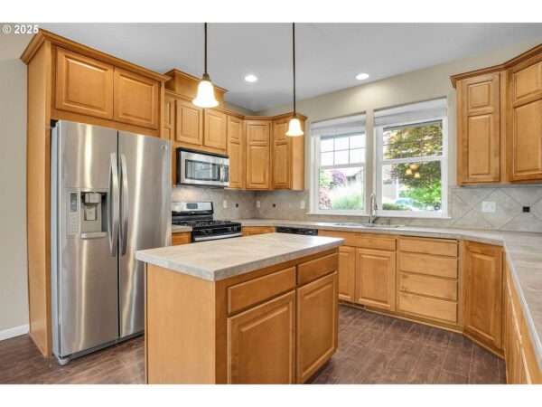 20021 Tharp Ct - Image 5