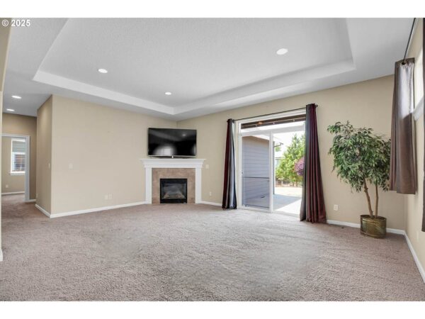 20021 Tharp Ct - Image 7