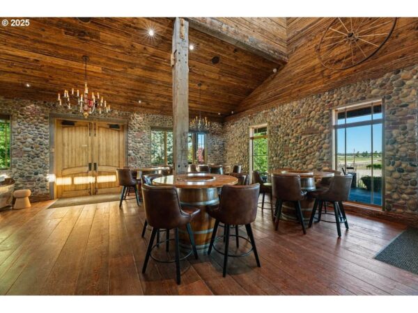 2335 N Phoenix Rd - Image 12