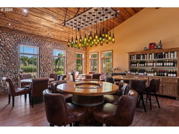 2335 N Phoenix Rd - Image 11