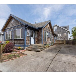 714 NW 2ND Ct