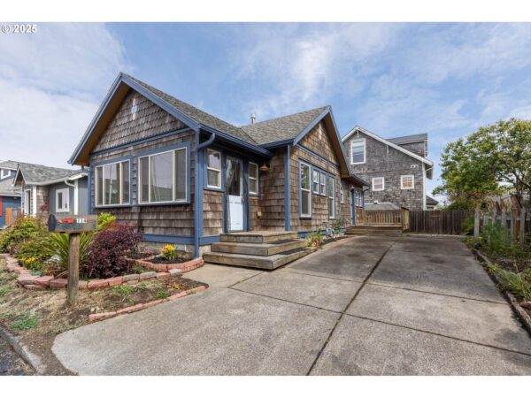 714 NW 2ND Ct