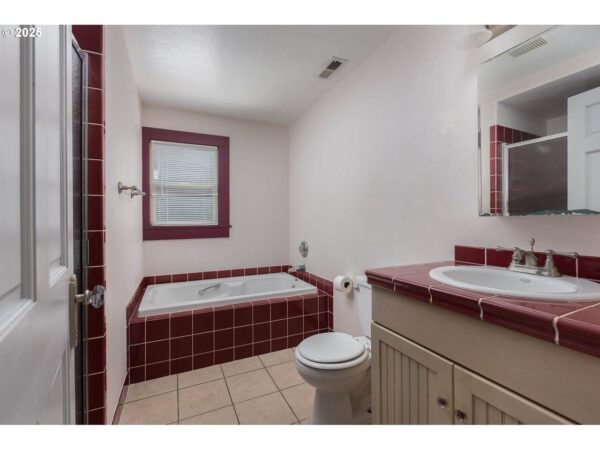 714 NW 2ND Ct - Image 5